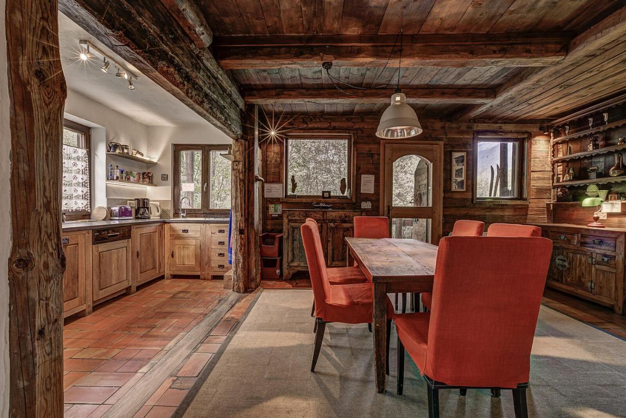 Chalet Heron เลอุชส์ ภายนอก รูปภาพ